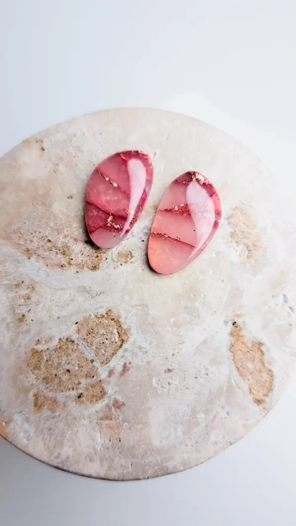 Różowo złote owalne kolczyki sztyfty