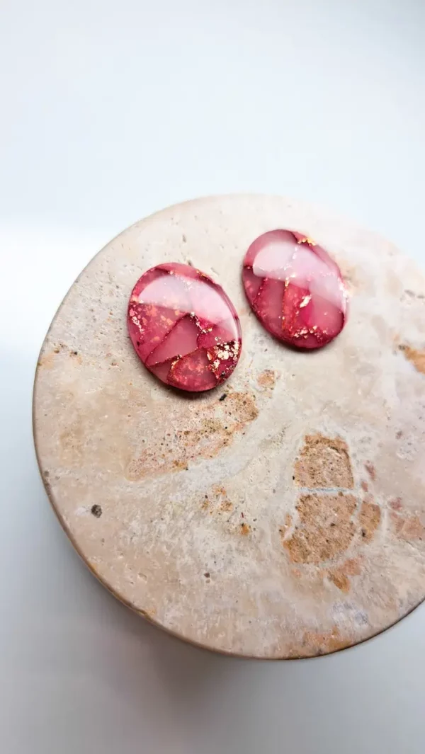 Różowo złote owalne kolczyki sztyfty