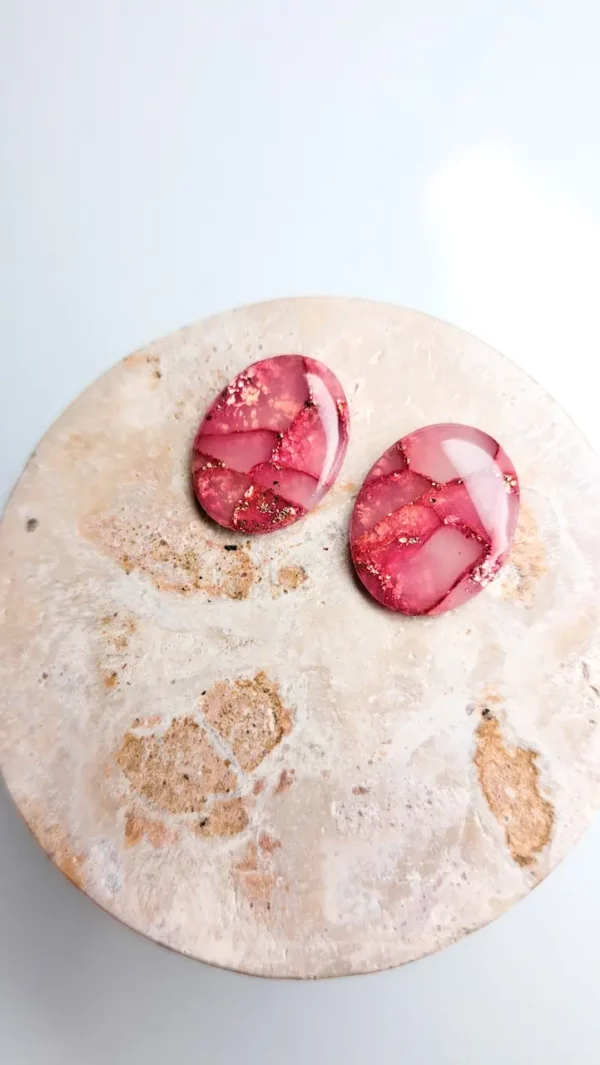 Różowo złote owalne kolczyki sztyfty