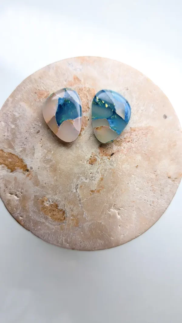 Turkusowo różowe kolczyki sztyfty