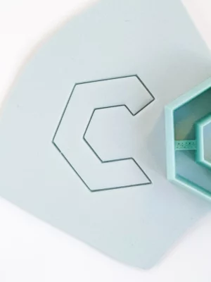 PSX_20210428_232413 — kopia Foremka do gliny lub modeliny - sześciokąt z dziurą 1