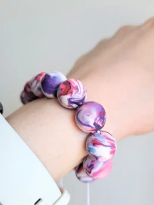 Kolorowa bransoletka regulowana na sznurku