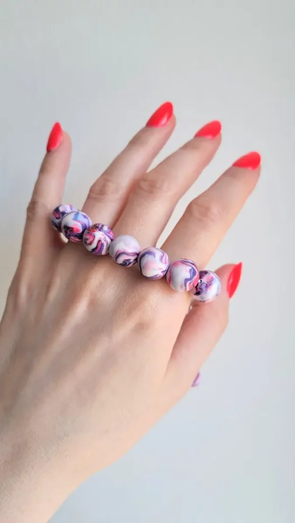 20250501_140521-EDIT Kolorowa bransoletka regulowana na sznurku