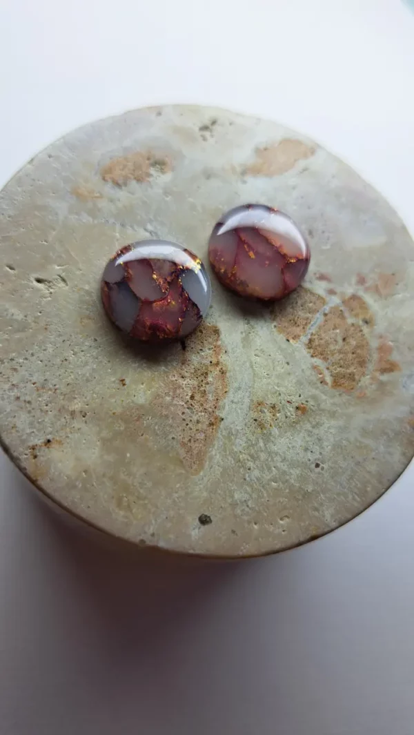 Fioletowo złote małe okrągłe kolczyki sztyfty