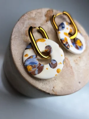 IMG_20250727_191255 Biało złote wiszące okrągłe kolczyki sztyfty