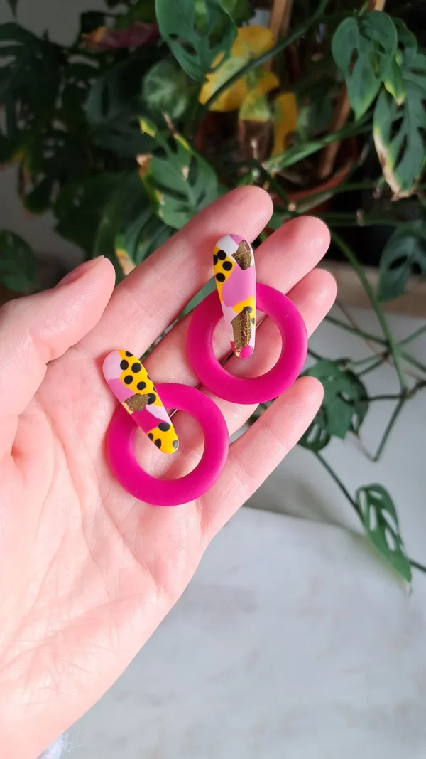 IMG_20251119_121136 Różowe okrągłe kolczyki sztyfty