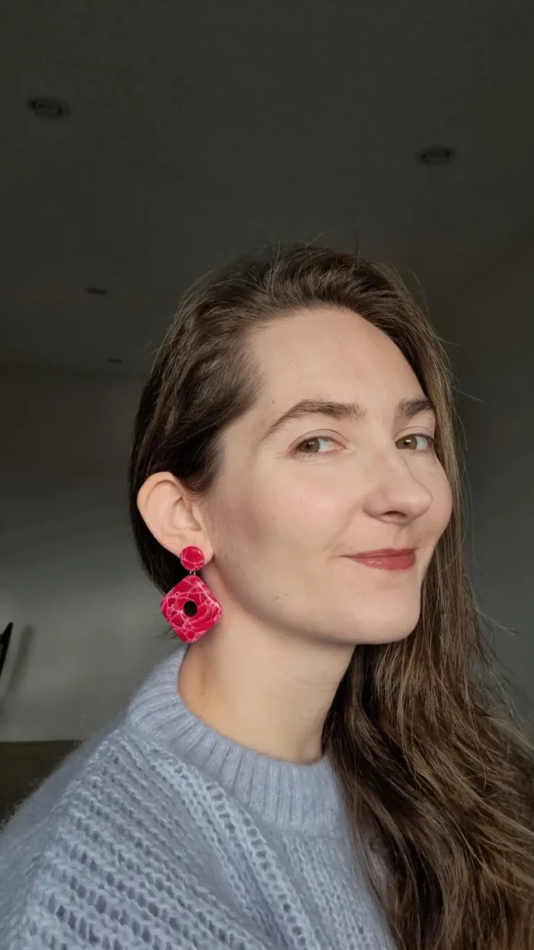 IMG_20251121_122343 Duże wiszące czerwone kolczyki sztyfty