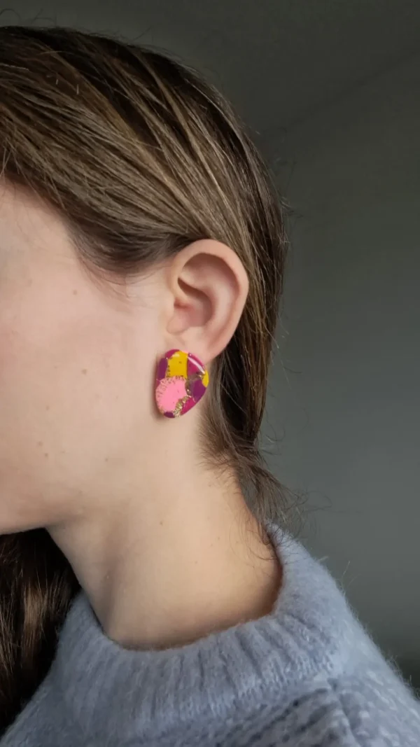 IMG_20251121_123505 Fioletowo różowo żółte kolczyki sztyfty