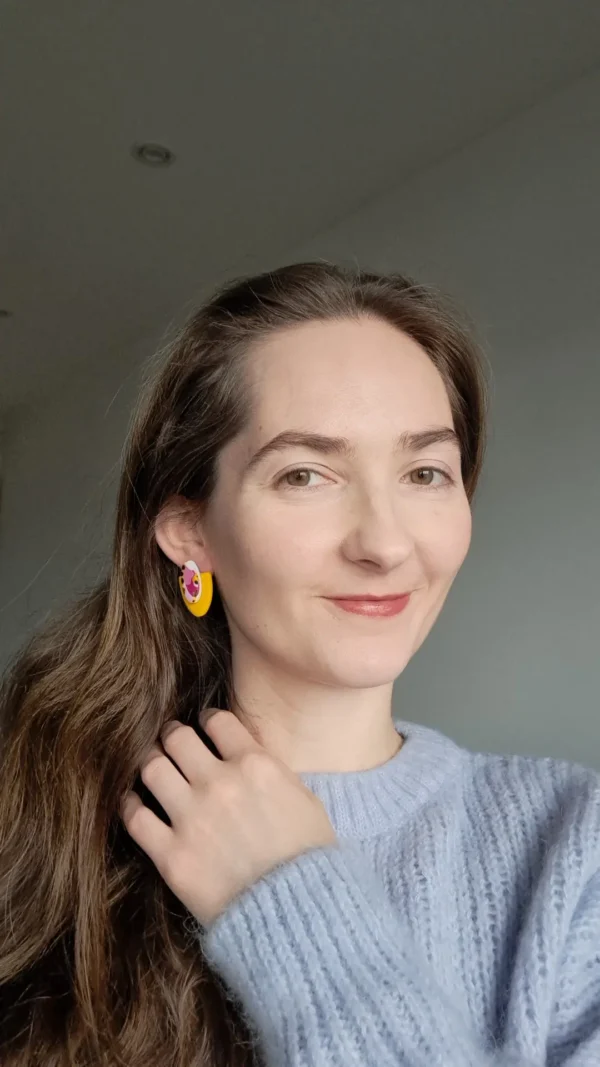 IMG_20251121_124256 Zółto różowe z dodatkiem złota kolczyki sztyfty