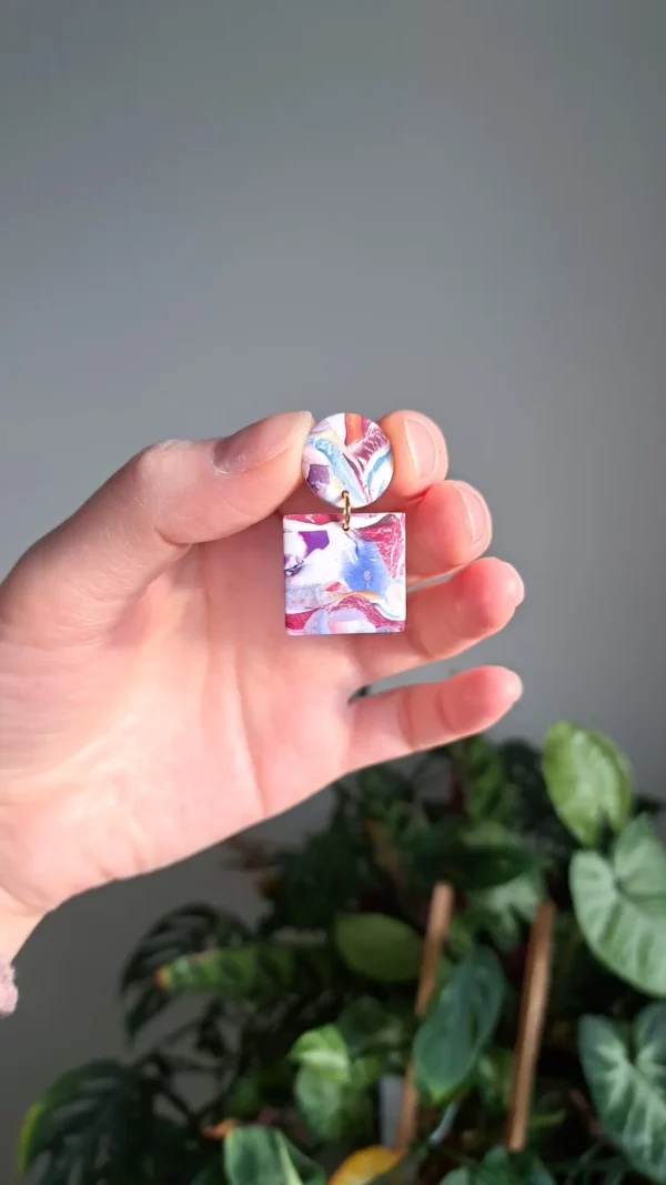 IMG_20251122_135300 Kolorowe geometryczne kolczyki sztyfty