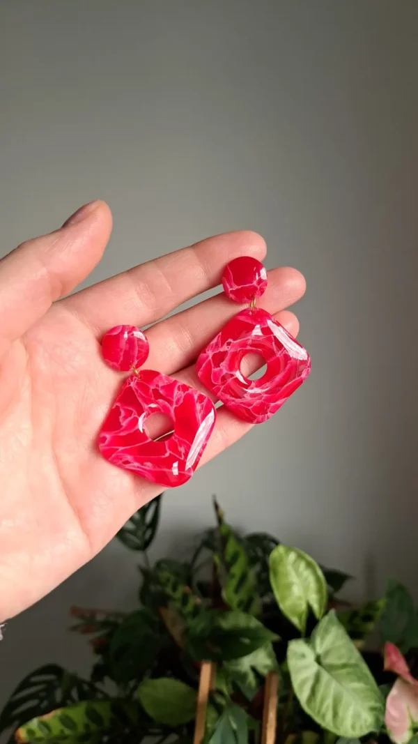 IMG_20251122_140204 Duże wiszące czerwone kolczyki sztyfty
