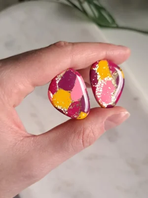 Fioletowo różowo żółte kolczyki sztyfty