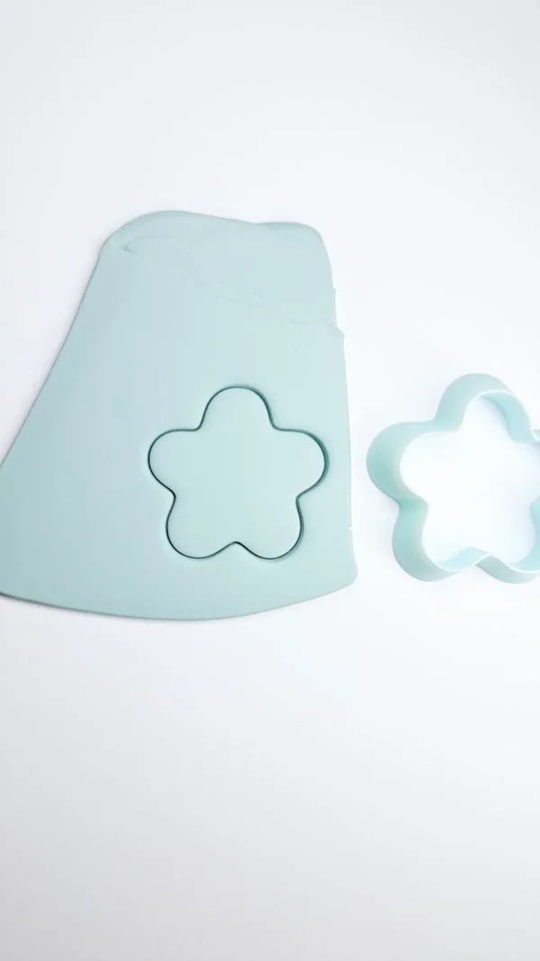 PSX_20251029_140257 Foremka do gliny lub modeliny - kwiat 5