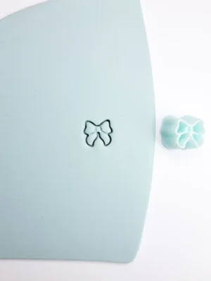 Foremka do gliny lub modeliny - kokardka 1